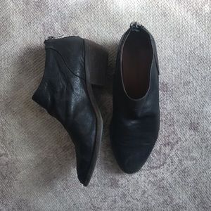 Lucky Brand leather ankle bootie